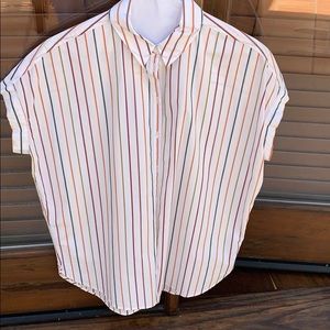 Madewell Tops - Madewell boxy boyfriend short sleeve button up Madewell Tops - Madewell boxy boyfriend short sleeve button up